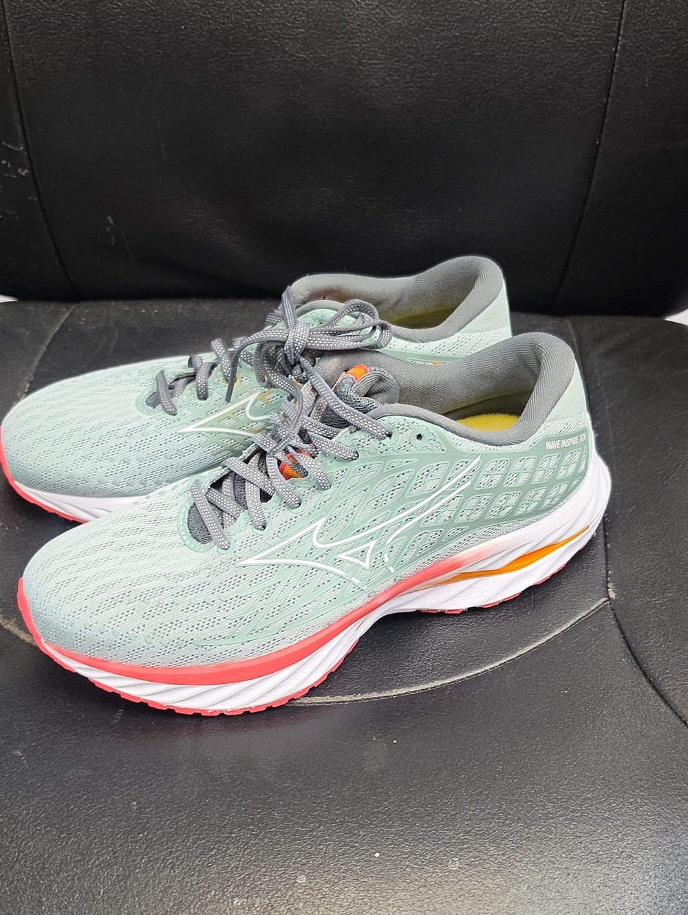 Mizuno Women's Light Mint & Coral Wave Running Shoes